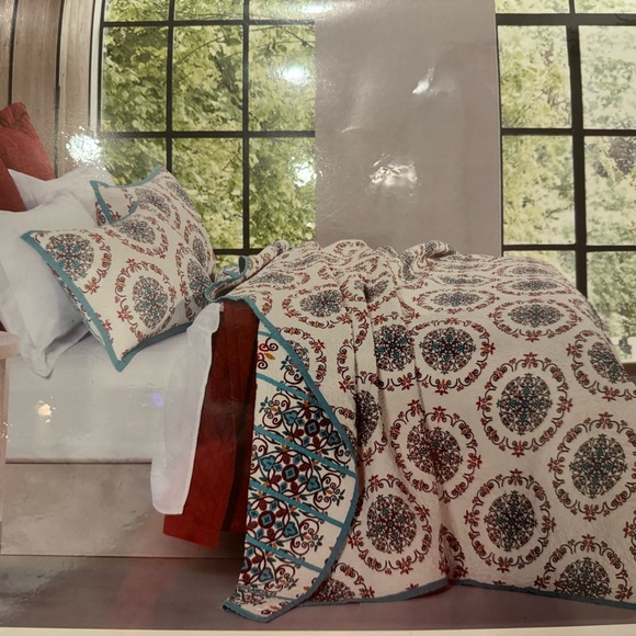 Brand New HiEnd Accents Sonora Luxury Quilt Queen Comforter Set - Picture 5 of 5